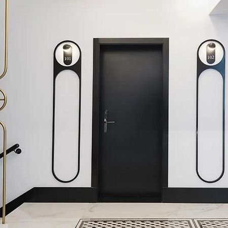 Blue Marina Suites - Boutique Apartments Арресифе Экстерьер фото