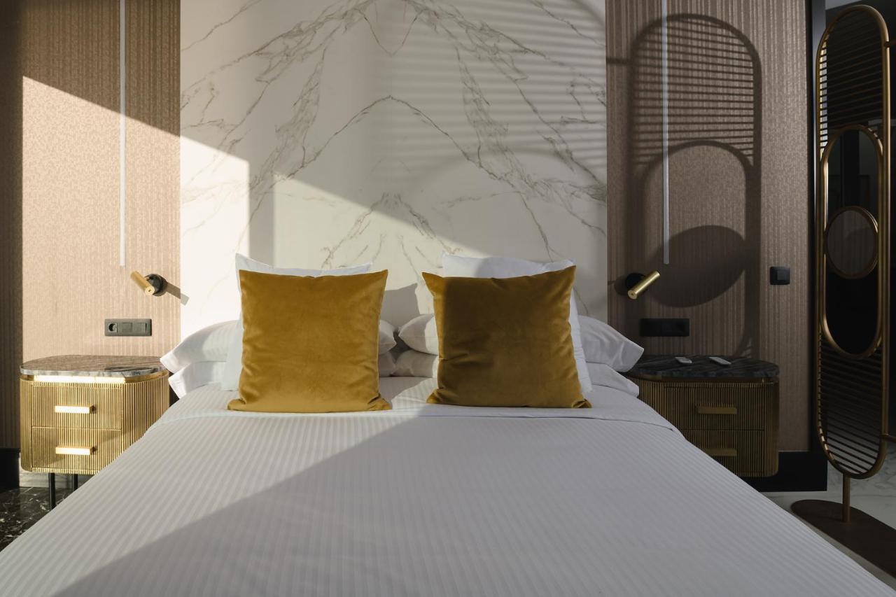 Blue Marina Suites - Boutique Apartments Арресифе Экстерьер фото