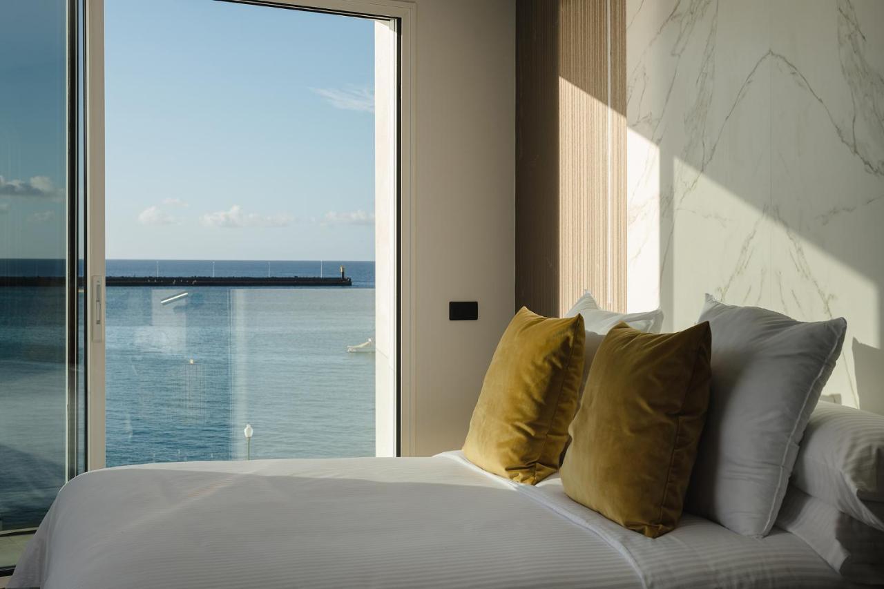 Blue Marina Suites - Boutique Apartments Арресифе Экстерьер фото