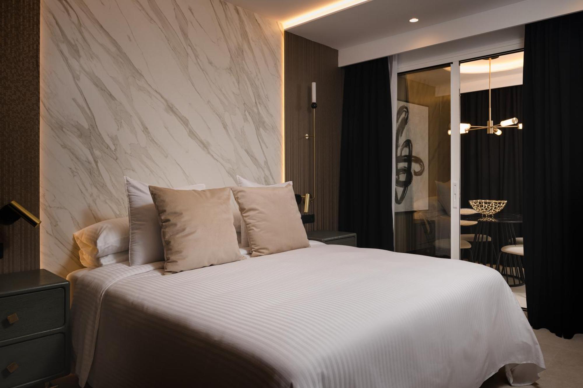 Blue Marina Suites - Boutique Apartments Арресифе Экстерьер фото