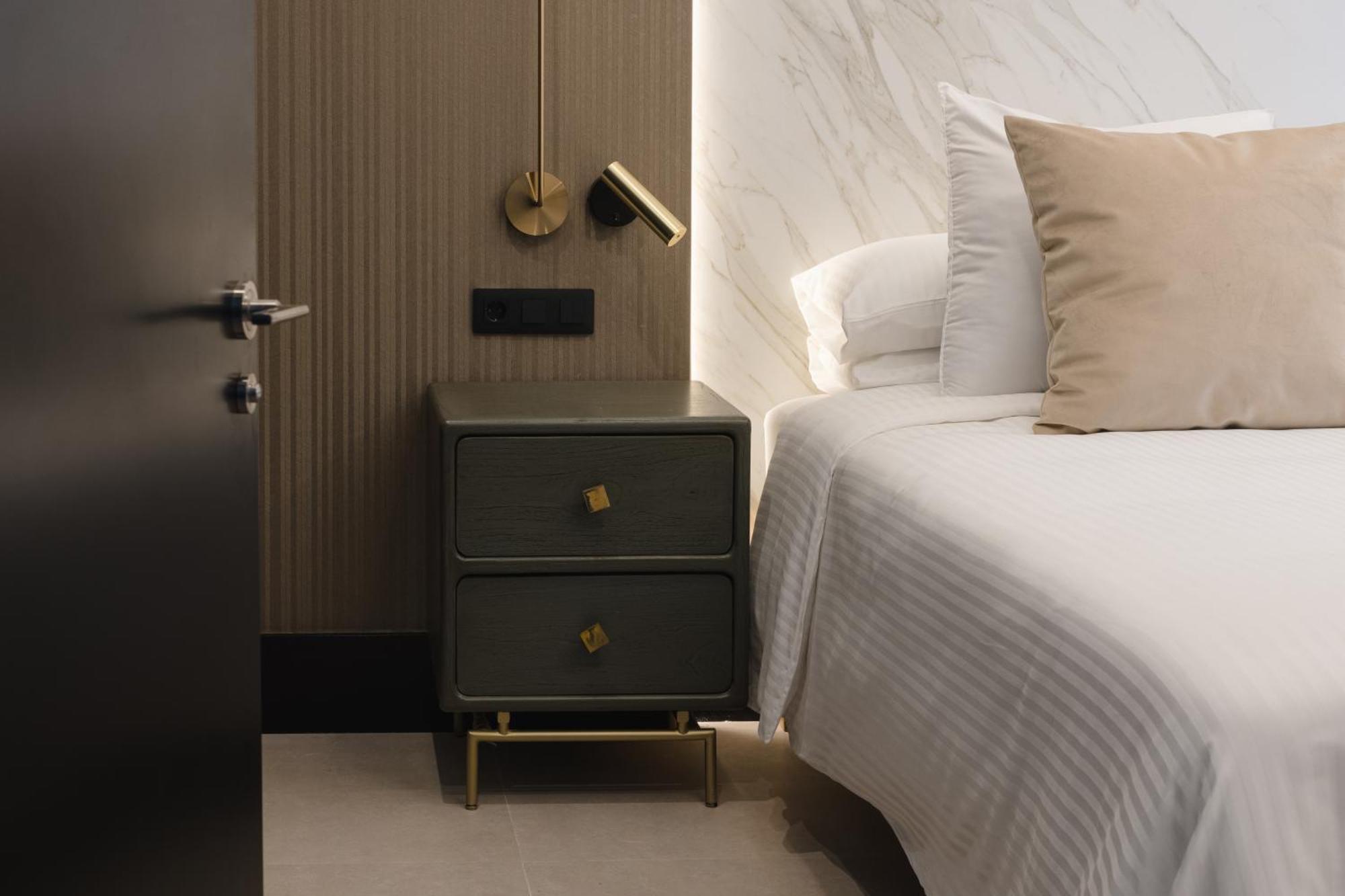Blue Marina Suites - Boutique Apartments Арресифе Экстерьер фото