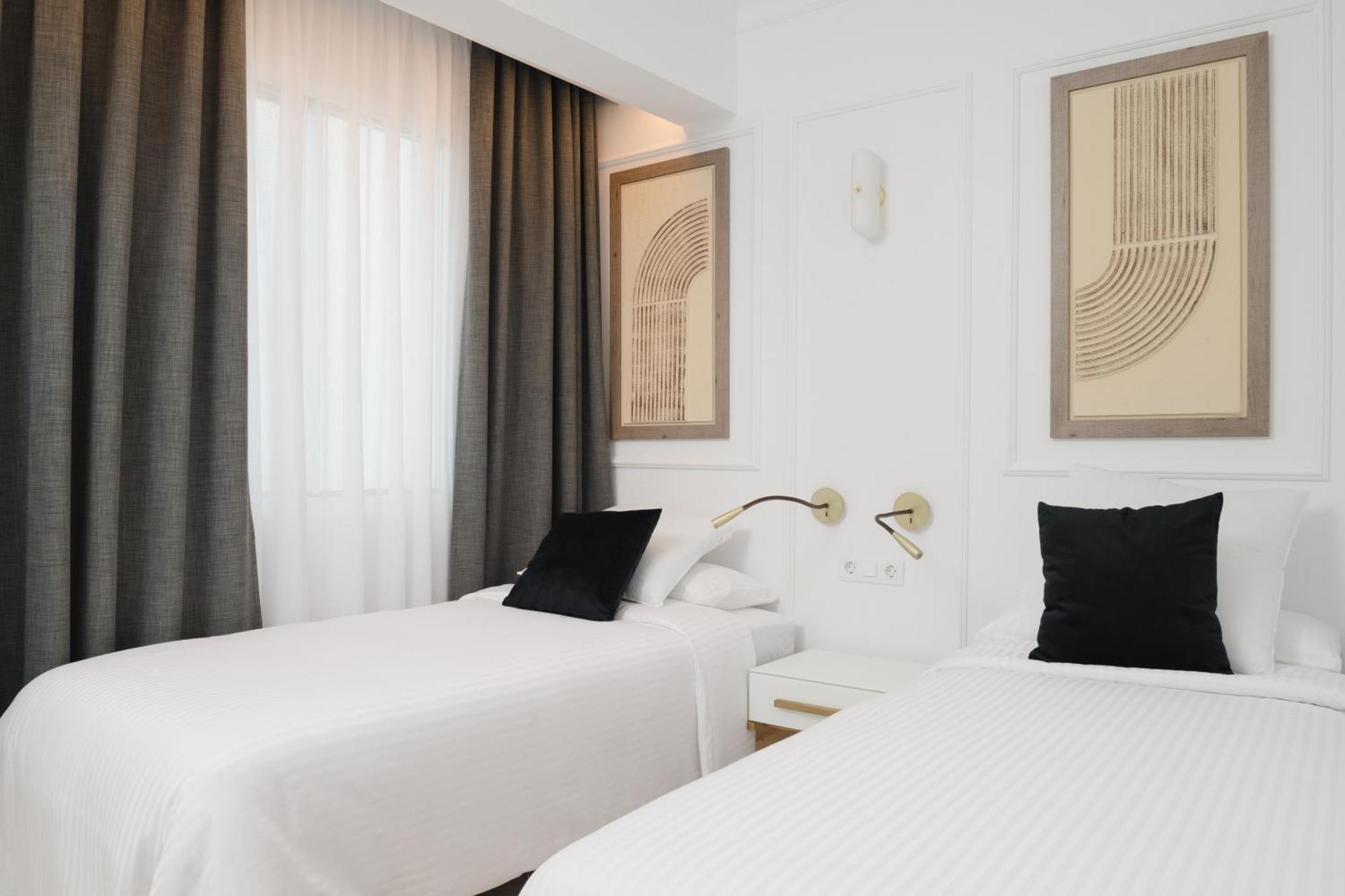 Blue Marina Suites - Boutique Apartments Арресифе Экстерьер фото